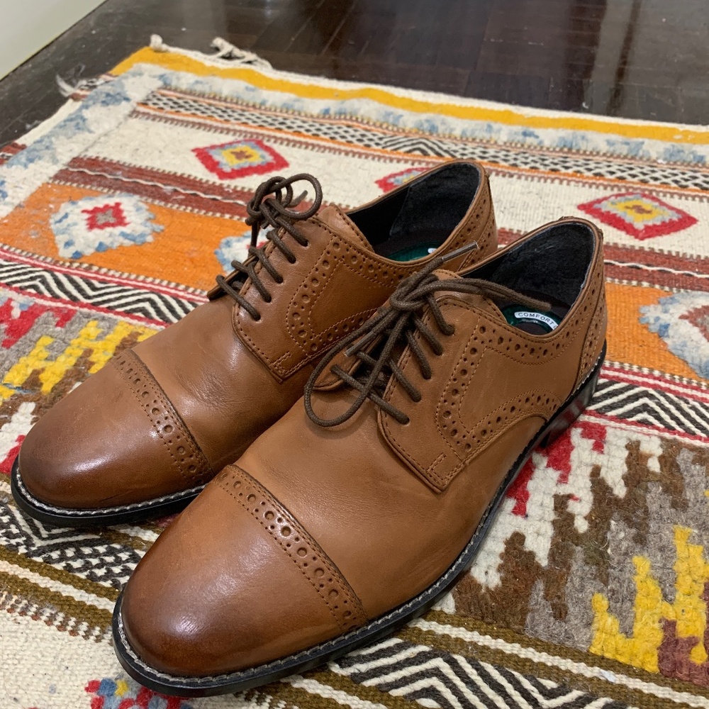 Men’s brown leather dress shoes (8.5) - WORN ONCE